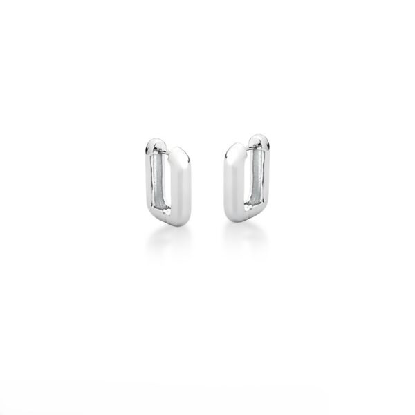 Argola Retangular Lisa Banhada a Ródio Branco
