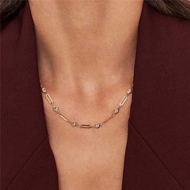 Colar Com Elos Retangulares E Pontos De Luz Banhado A Ouro 18k