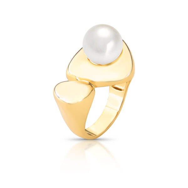 Anel Triangular Abaulado Com Pérola Shell